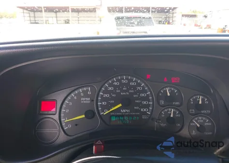 2001 Chevrolet Silverado 1500 Ls z USA, uszkodzony, nr VIN 2GCEC19V111103239